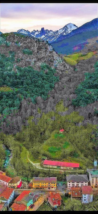 Hotel Rural Cabrales กาเรญา เด กาบราเลส ภายนอก รูปภาพ