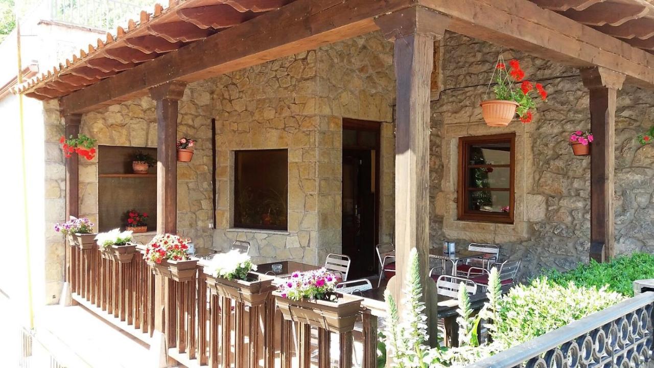 Hotel Rural Cabrales กาเรญา เด กาบราเลส ภายนอก รูปภาพ