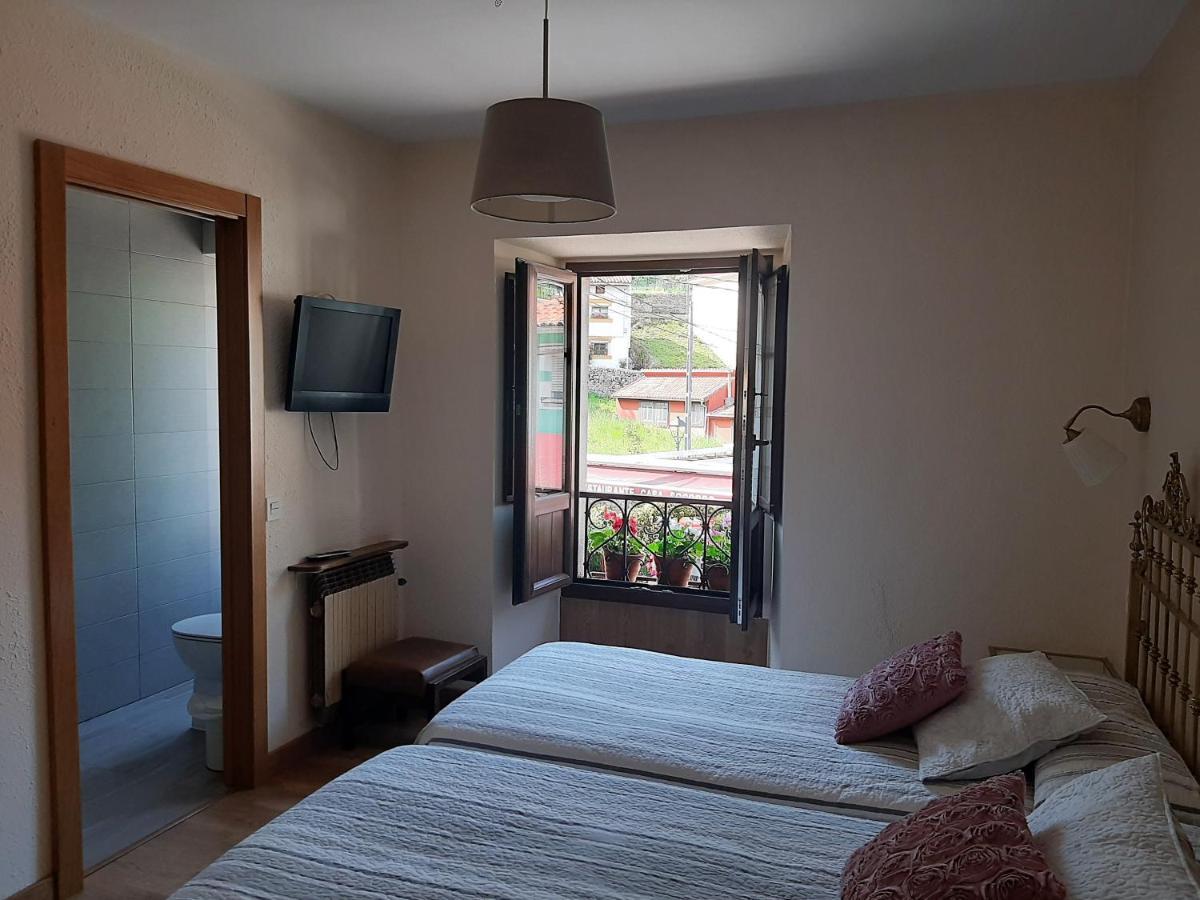 Hotel Rural Cabrales กาเรญา เด กาบราเลส ภายนอก รูปภาพ