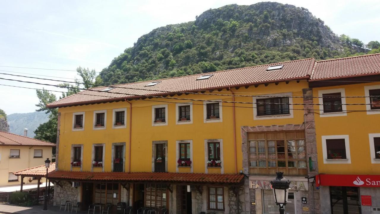 Hotel Rural Cabrales กาเรญา เด กาบราเลส ภายนอก รูปภาพ